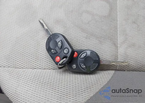 2013 Ford Focus Se z USA, uszkodzony, nr VIN 1FADP3K28DL203046